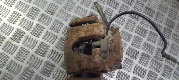 Mercedes-Benz E W210 Front brake caliper