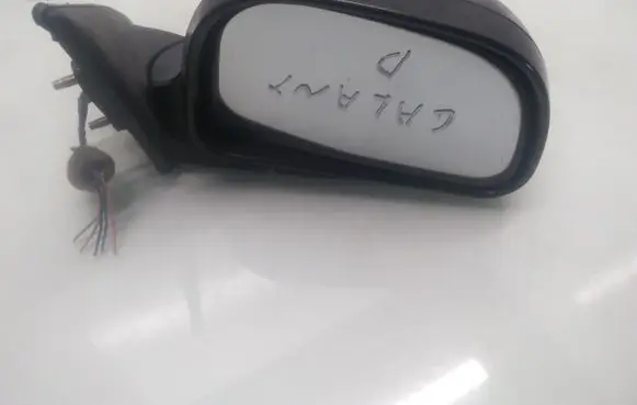 Mitsubishi Galant Front door electric wing mirror E4012092