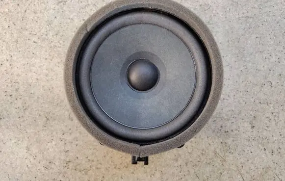 Volvo XC60 Front door speaker 3145682229A 31456822