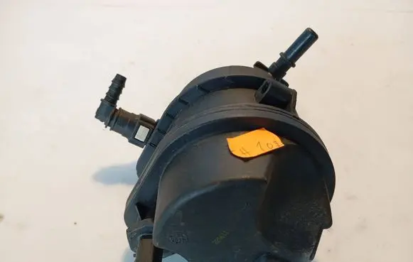 Ford Fusion Fuel filter WK9015