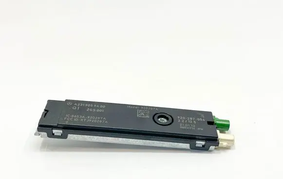 Mercedes-Benz SL R231 Aerial antenna amplifier A2319059400 2319059400