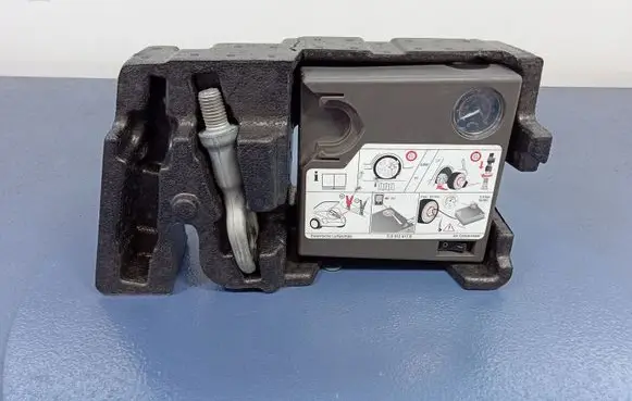 Porsche Cayenne (92A) Glove box 7P0012112