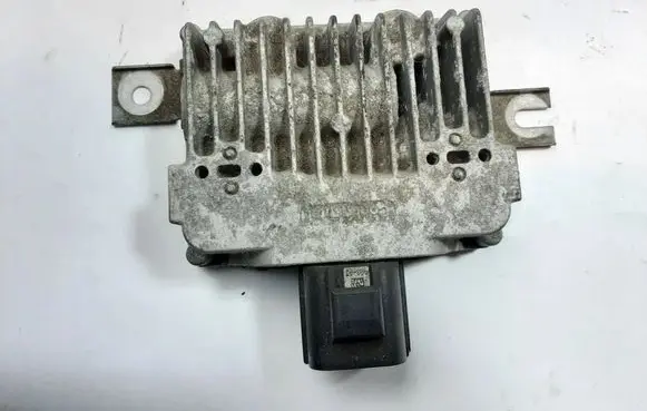 Volvo XC70 Fuel injection pump control unit/module 21573055 6G9N9D372AC