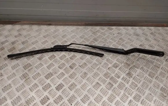 Porsche Panamera (970) Front wiper blade arm 97062802702