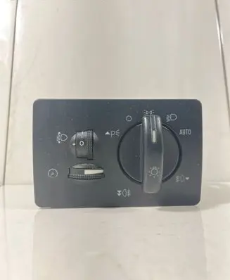 Ford Focus Light switch 7M5T13A024DA