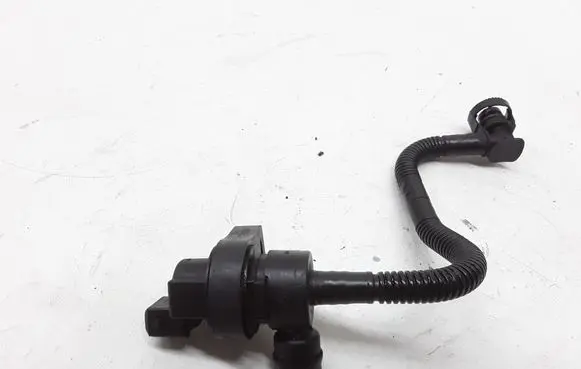 BMW 3 E90 E91 Idle control valve (regulator) 7512581