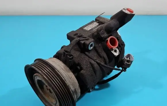 Toyota RAV 4 (XA20) Air conditioning (A/C) compressor (pump) 447220-4303 IMPRK1446901