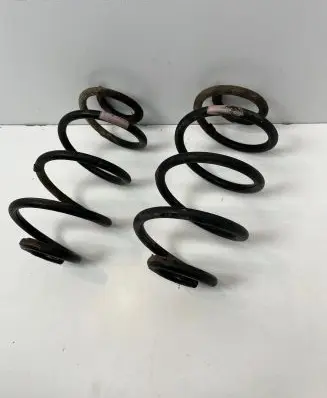 Nissan Note (E11) Rear coil spring