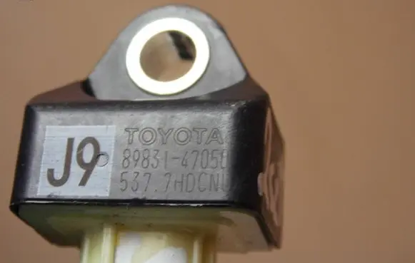 Lexus RX 450H Airbag deployment crash/impact sensor 8983147050