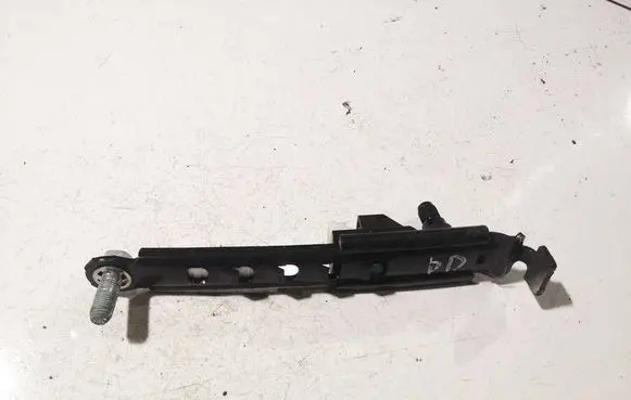 Toyota Avensis T250 Seat belt adjustment rail