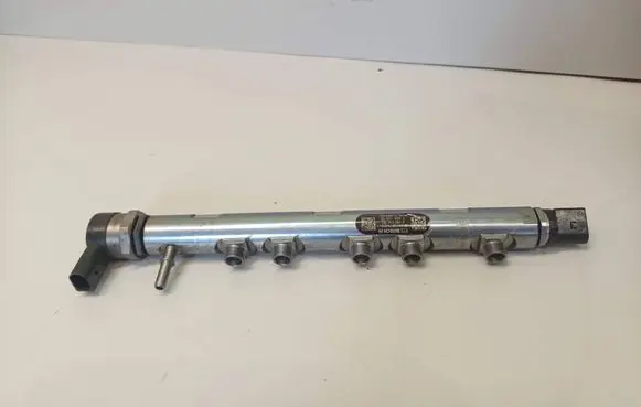 BMW 5 F10 F11 Fuel main line pipe 0445214183 780912805