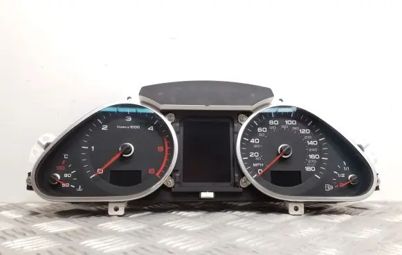 Audi A6 S6 C6 4F Speedometer (instrument cluster) 4F0920983G