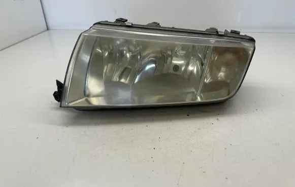 Skoda Fabia Mk1 (6Y) Headlight/headlamp 246365