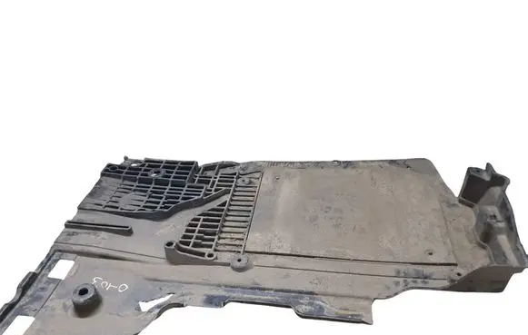 Cupra Leon Engine splash shield/under tray