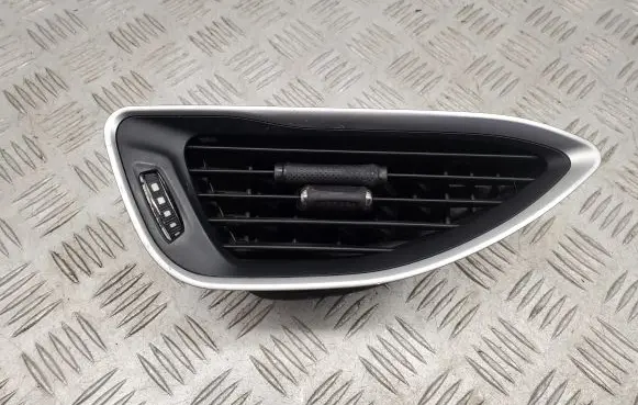 Chrysler Pacifica Dashboard side air vent grill/cover trim 5RL18TRMAA