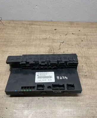 Mercedes-Benz C W203 Fuse box set 2035454701 5DK00848675