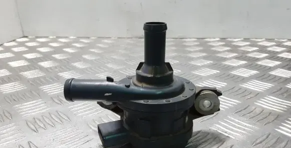 Toyota Land Cruiser (J150) Electric auxiliary coolant/water pump 161B047010