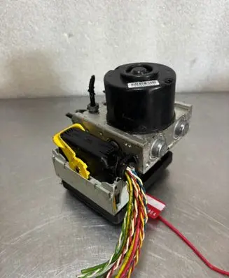 Peugeot 206+ Master brake cylinder