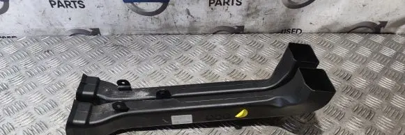 Jaguar I-Pace Cabin air duct channel J9D3018C30A