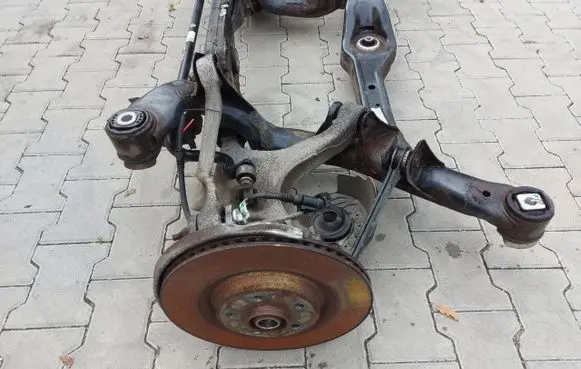 Porsche Macan (95B) Stub axle PORMACZwr70129333
