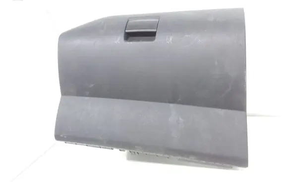 Glove box