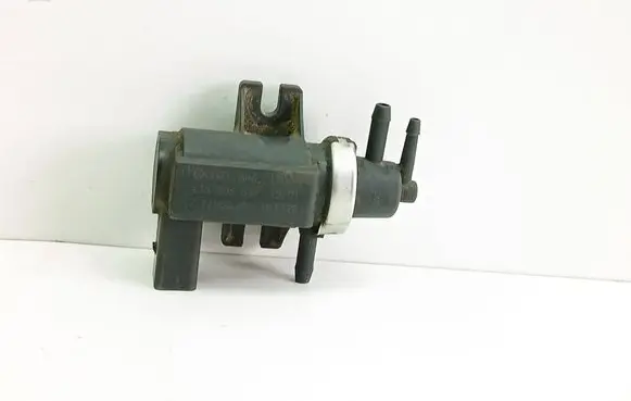 Audi A3 S3 8L Turbo solenoid valve 1J0906627