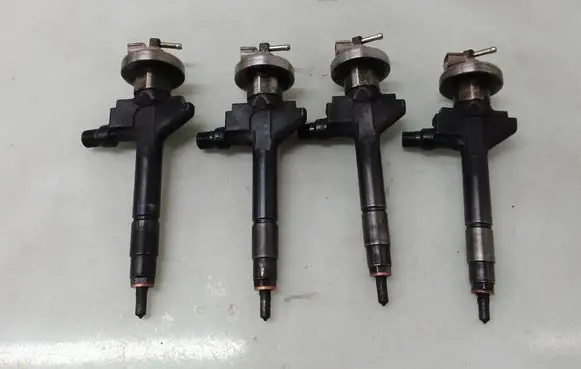 Mazda 6 Fuel injectors set 13H50A