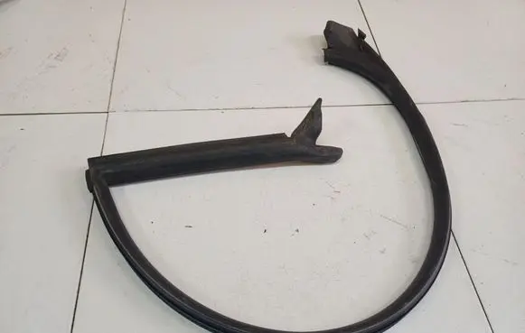 Audi A5 8T 8F Rubber seal front coupe door 
