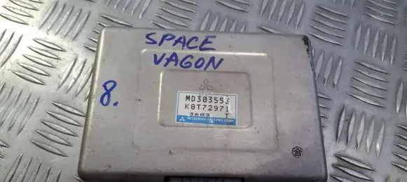 Mitsubishi Space Wagon Other control units/modules md303553 k8t72971