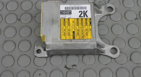 Toyota RAV 4 (XA30) Airbag control unit/module 8917042211