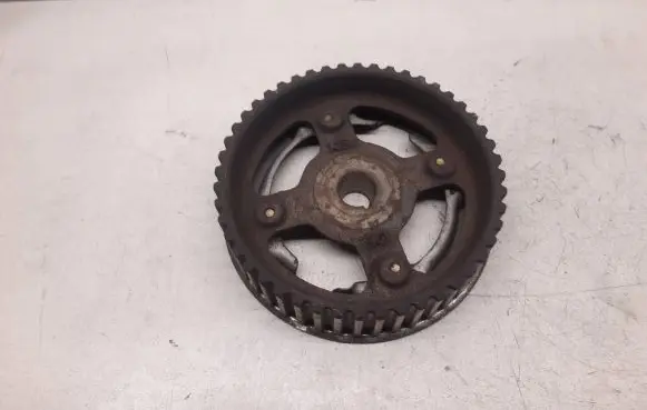 Mitsubishi Galant Fuel pump gear (pulley) 