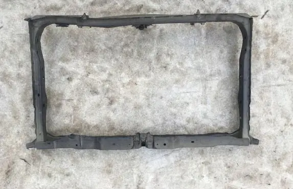 Toyota RAV 4 (XA40) Front piece kit F1EB17757P