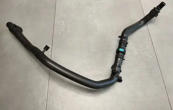 Volkswagen Amarok II Engine coolant pipe/hose MB3G18N252PF