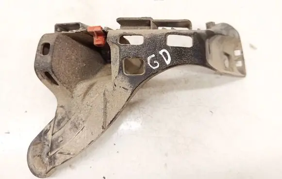 Opel Astra H Rear bumper mounting bracket 13143107