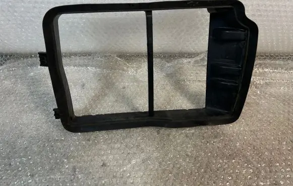 Renault Talisman Intercooler air guide/duct channel 216684407R