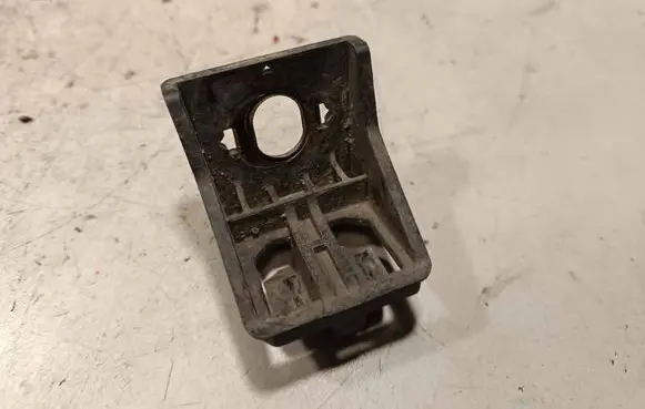 Audi Q7 4M Headlight/headlamp mounting bracket 