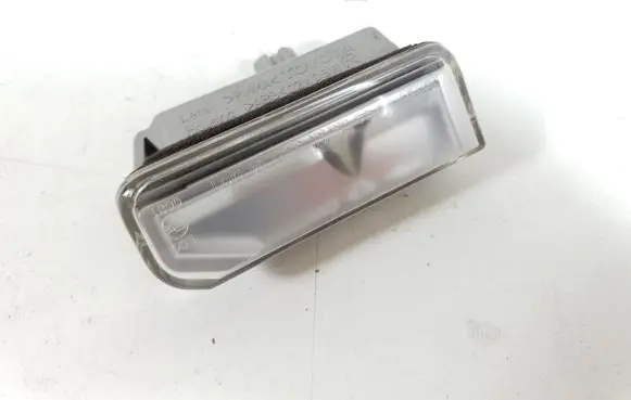 Lexus IS 220D-250-350 Number plate light 81270-53020