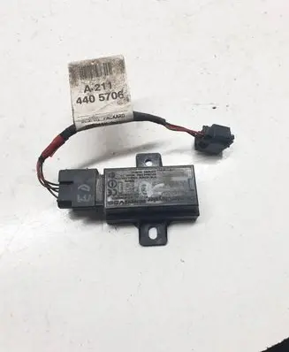 Mercedes-Benz E W211 Tire pressure control unit 56053034AC A0018275101 603301565