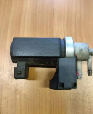 Renault Scenic II - Grand scenic II Turbo solenoid valve 8200270451 72190356