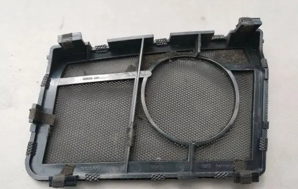 Volvo 850 Front door speaker cover trim 18955LR 9132159