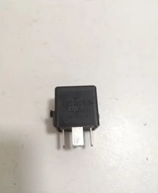 Mercedes-Benz A W169 Other relay A0025421319
