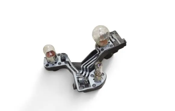 Citroen C5 Tail light bulb cover holder VP8X8X