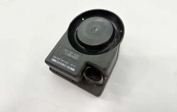 Volkswagen PASSAT B7 Alarm system siren 1K0951605C