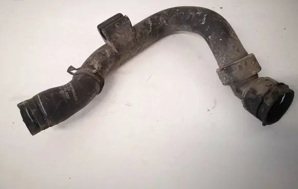 Volkswagen PASSAT B5.5 Engine coolant pipe/hose 8D0121101AD