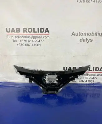 Toyota C-HR I Front bumper upper radiator grill 
