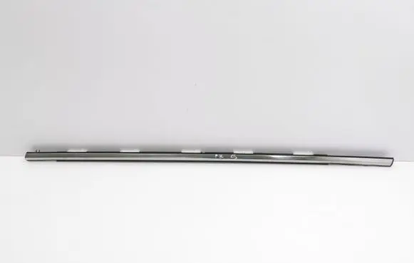 Mazda CX-7 Front door glass trim molding