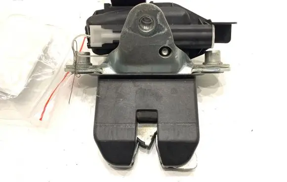 Skoda Roomster (5J) Tailgate exterior lock 5J0827501B