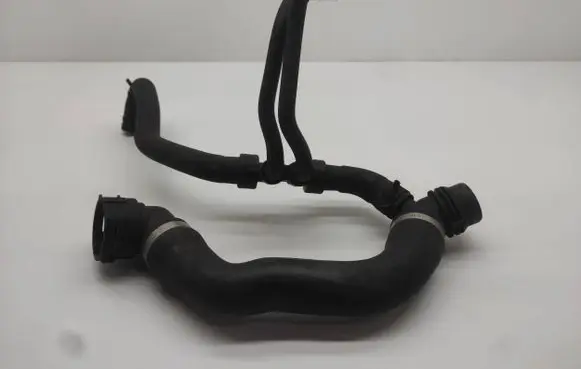 Mercedes-Benz E W213 Engine coolant pipe/hose A2135014100 CT150781 DK667065A1