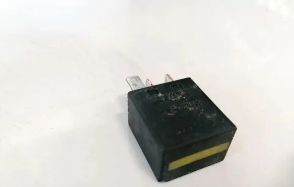 Ford Mondeo Mk III Other relay 2w9314b192ba 024321c