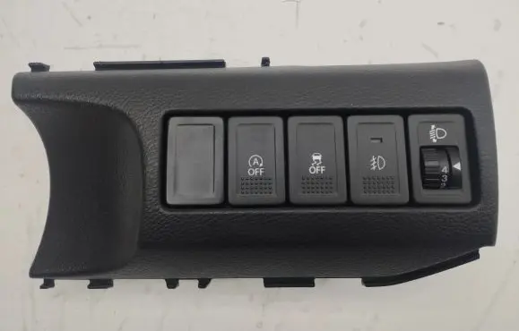 Suzuki Vitara (LY) A set of switches 7383286R0RH